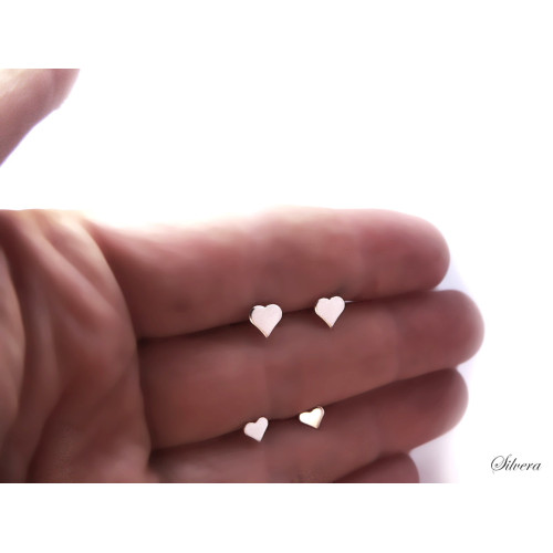 Stříbrné naušnice Mini Hearts, malá srdíčka přímo do ucha, stříbro ryzost 925/1000