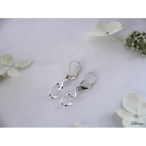 Stříbrné naušnice otevřené spirály s kamínkem, stříbro ryzost 95/1000