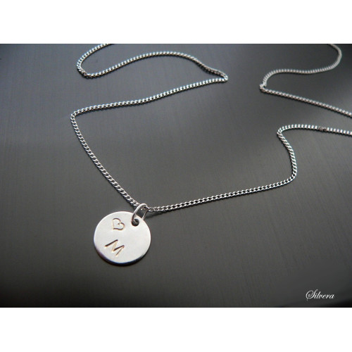 Stříbrný náhrdelník s písmenkem na přání a srdíčkem, stříbro ryzost 925/1000